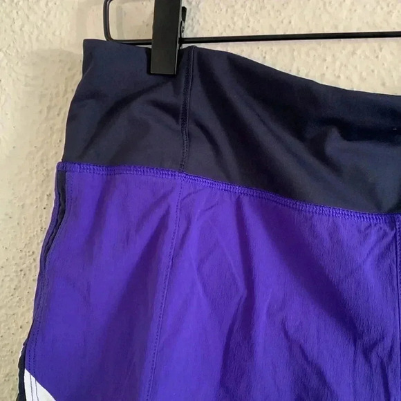 Athleta Running Free Colorblock 3.5” Short Size Medium - Picture 4 of 7